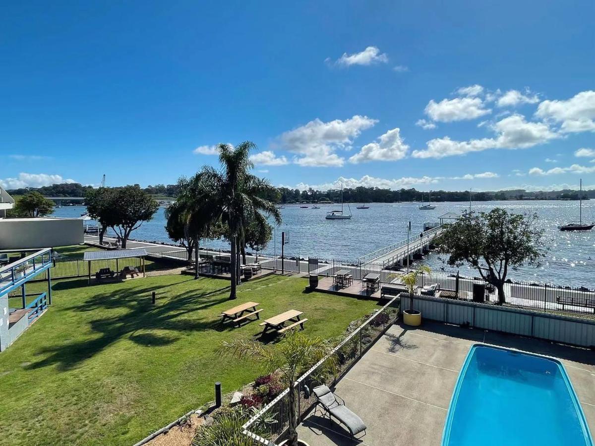 Mariners On The Waterfront Motel Batemans Bay Buitenkant foto
