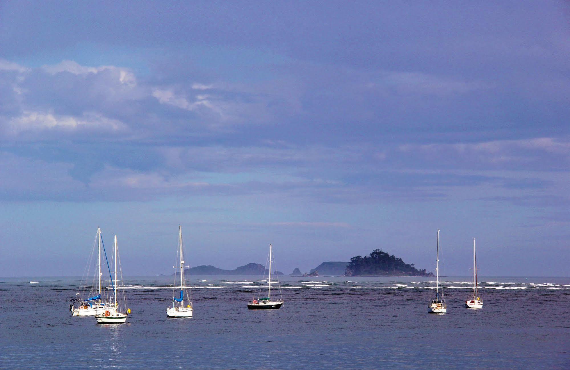 Mariners On The Waterfront Motel Batemans Bay Buitenkant foto